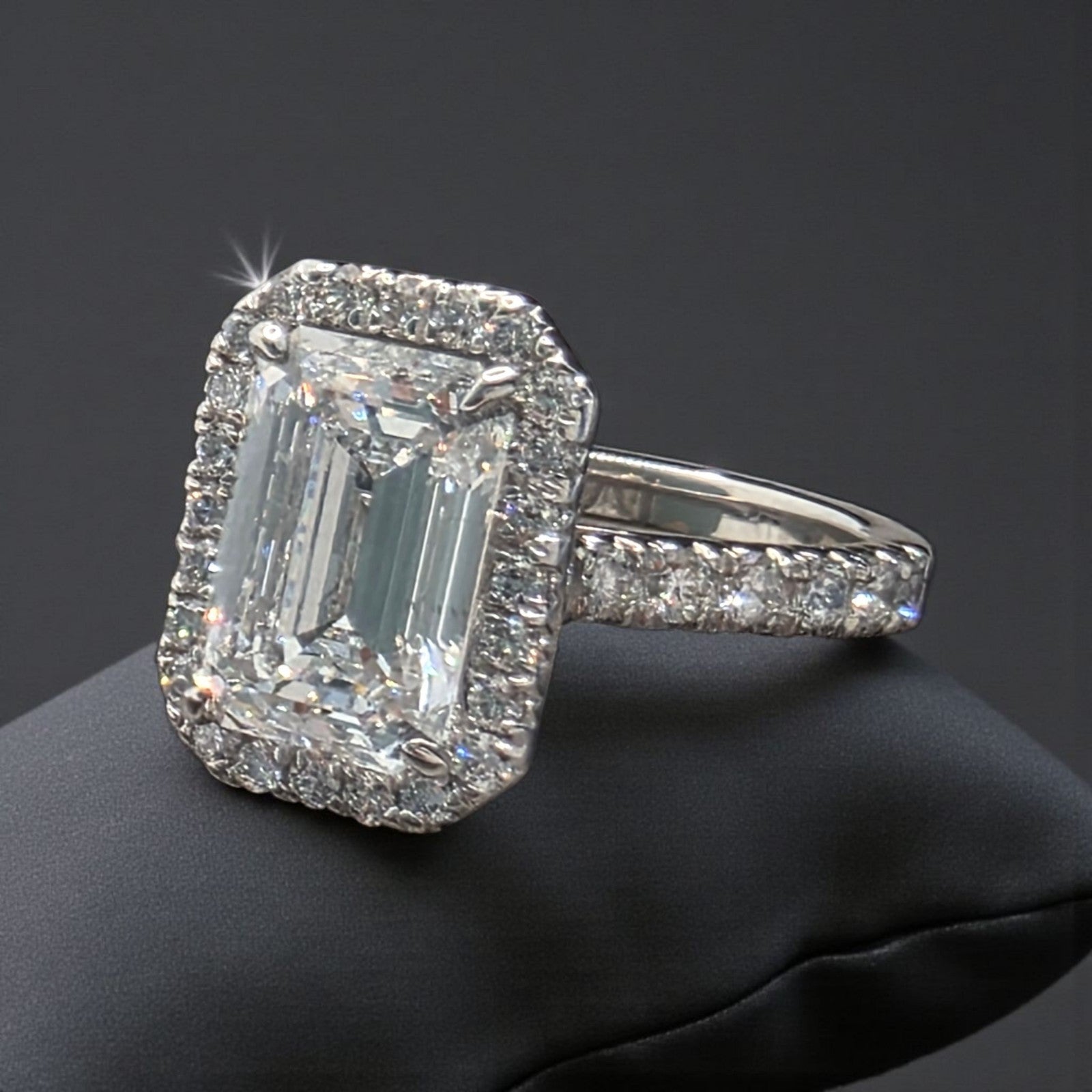 4.00 Ct D VVS2 IGI Certified Emerald Cut Lab Grown Diamond Ring Platinum