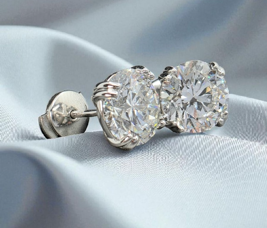 4.00 Ct E VS1 Round Lab Grown Platinum Diamond Stud Earrings IGI Certified