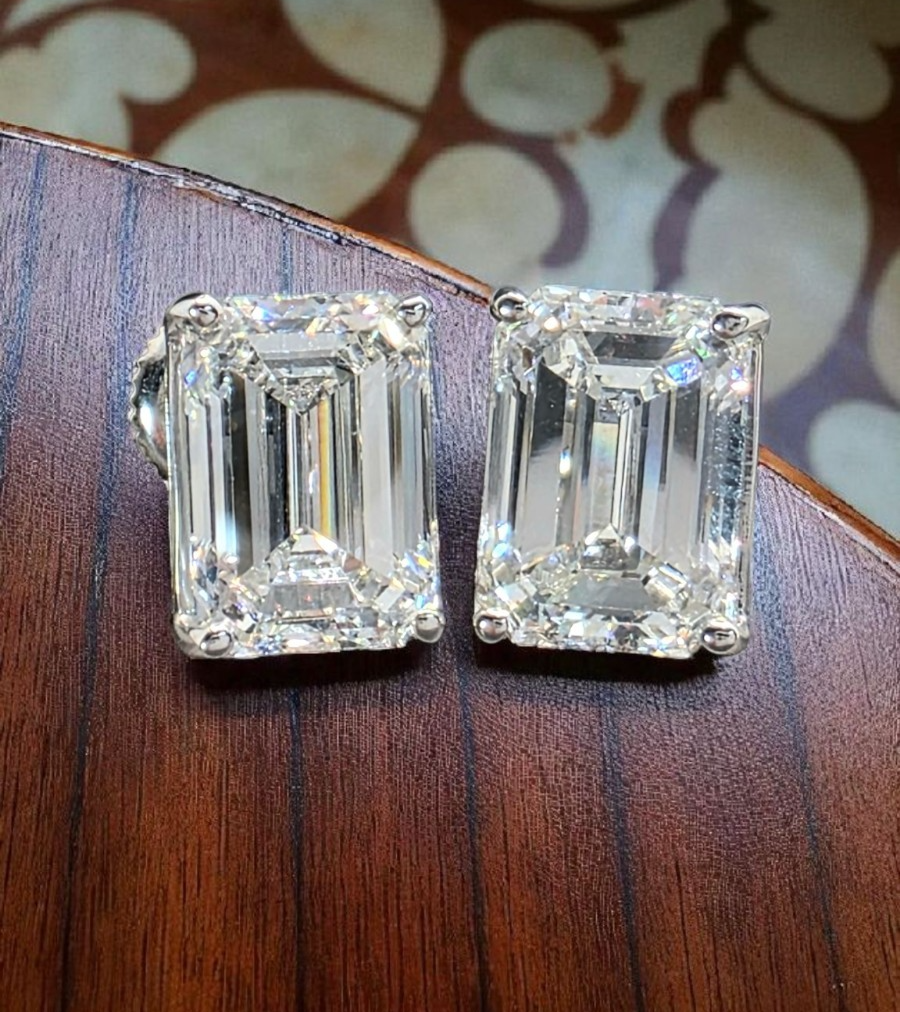 2 Ct Emerald Cut E VVS2 Lab Grown Diamond Stud Earrings 14K Gold IGI