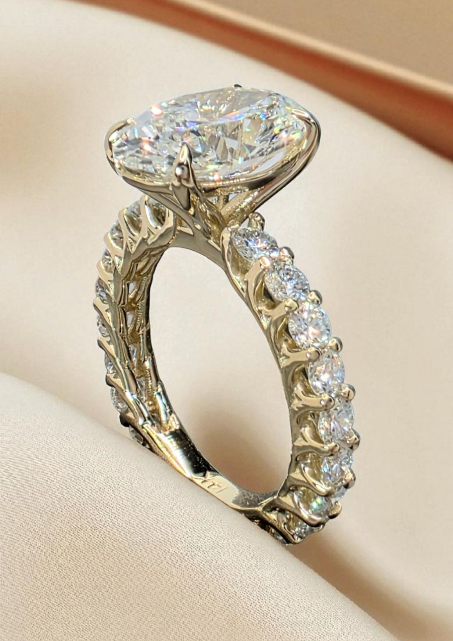 4.16 Ct F VS1 Carat Oval Lab Grown Diamond Ring IGI Certified 14k Yellow Gold