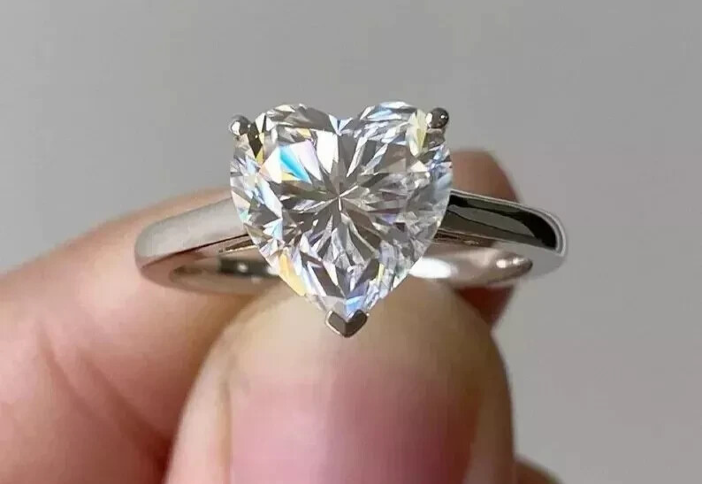 5 CT E VS1 Heart Shaped Diamond Engagement 14k Ring Lab Grown IGI Certified