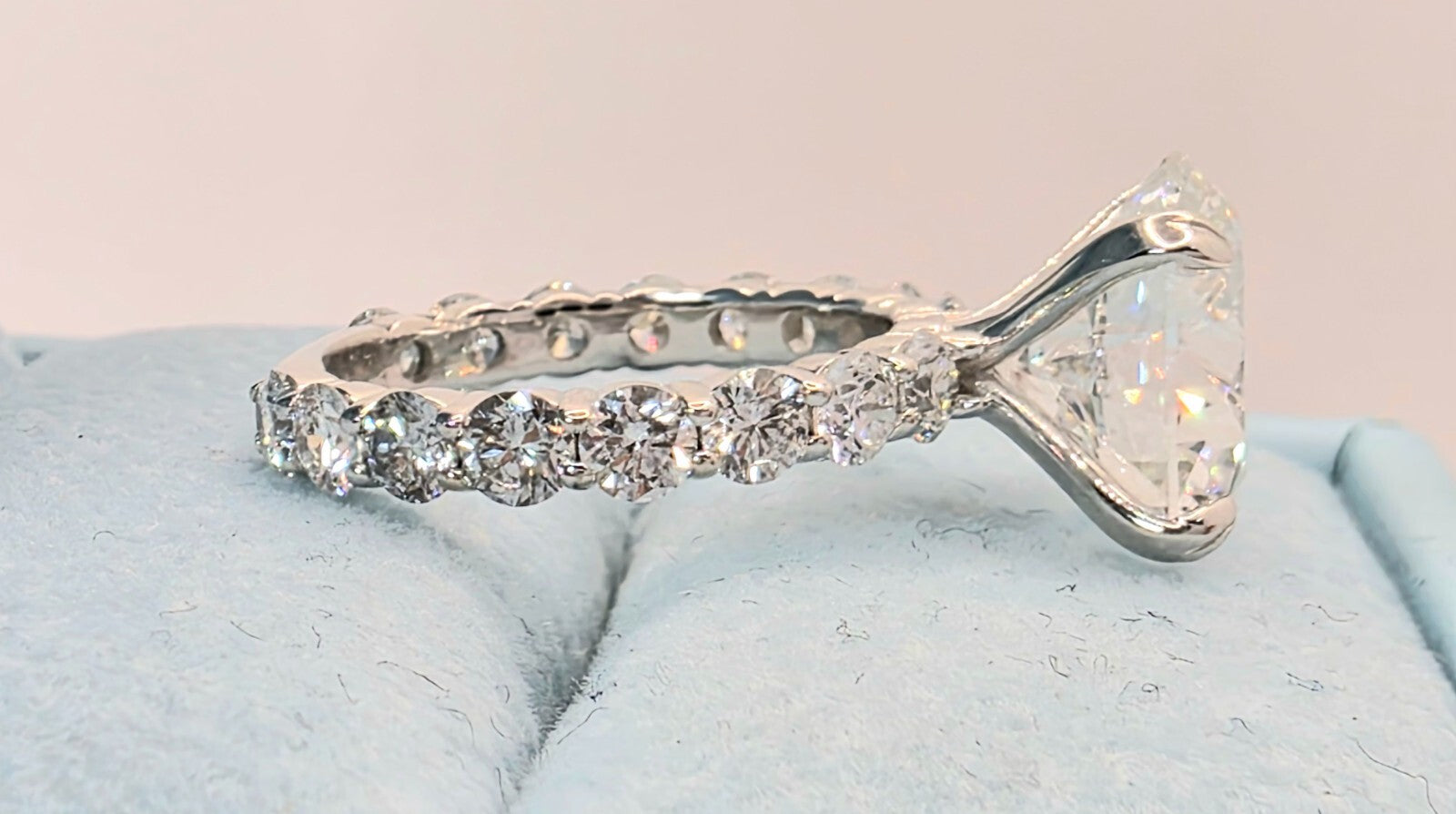 4.60 Ct D VVS2 Round Diamond Engagement Ring IGI Certified Lab Grown Platinum