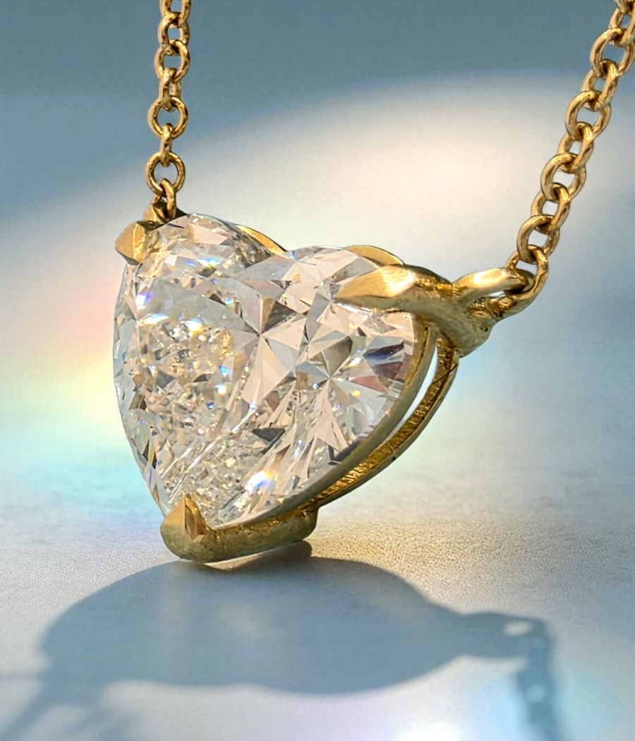 3.01 Ct E VS1 Lab Grown Heart Shaped Diamond Pendant 14k Gold IGI Certified