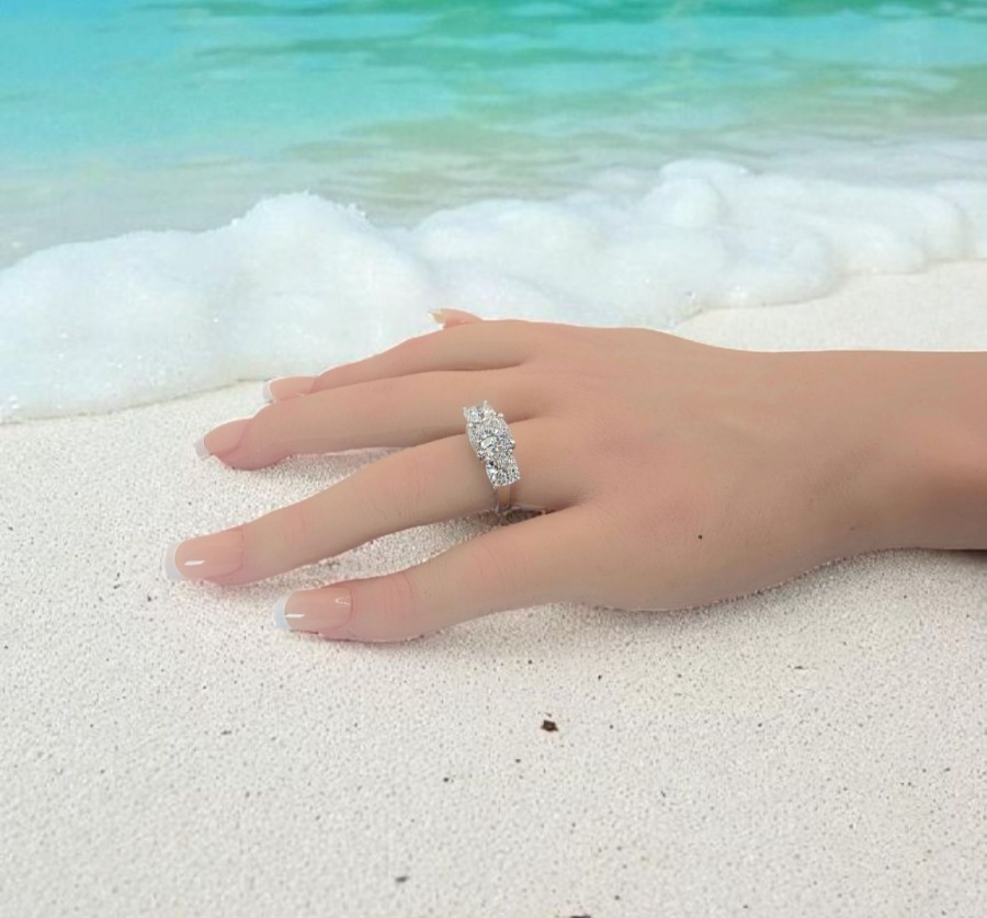 4.50 CT E VS1 Lab Grown Cushion Platinum Diamond Engagement Ring IGI