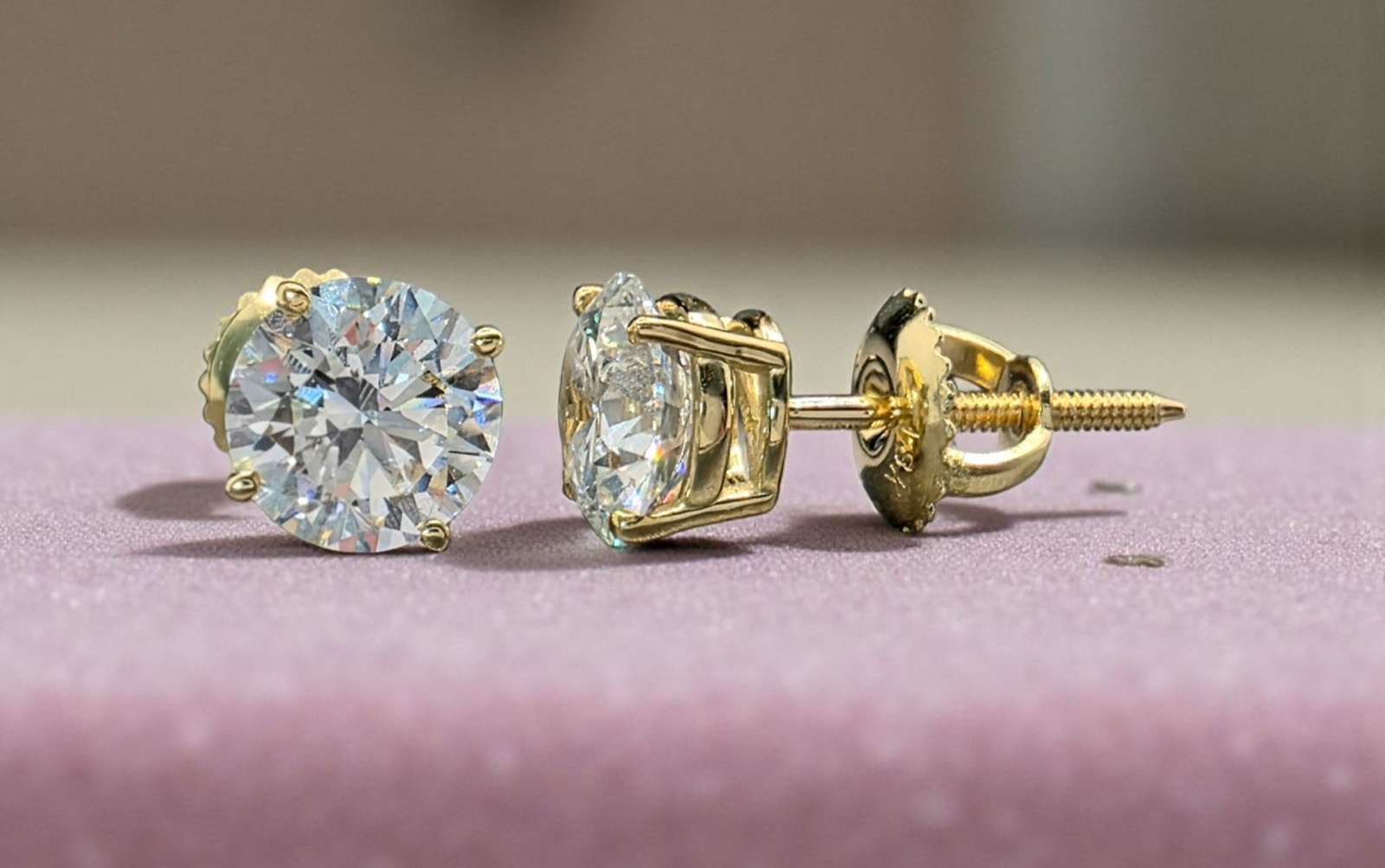 2.00 Ct D VVS2 IGI Certified Round Lab Grown Diamond Studs 14k Yellow Screw Back