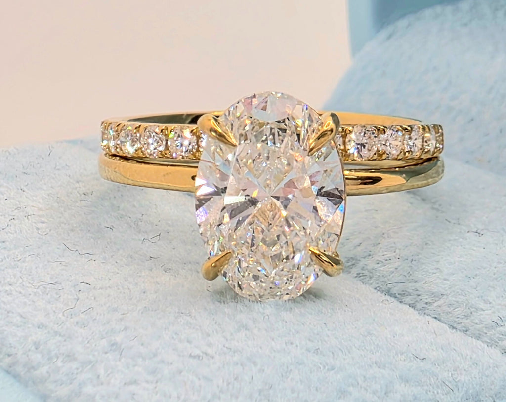 3.50 Ct E VS1 Lab Grown Oval Diamond Ring With Band IGI Certified Diamond