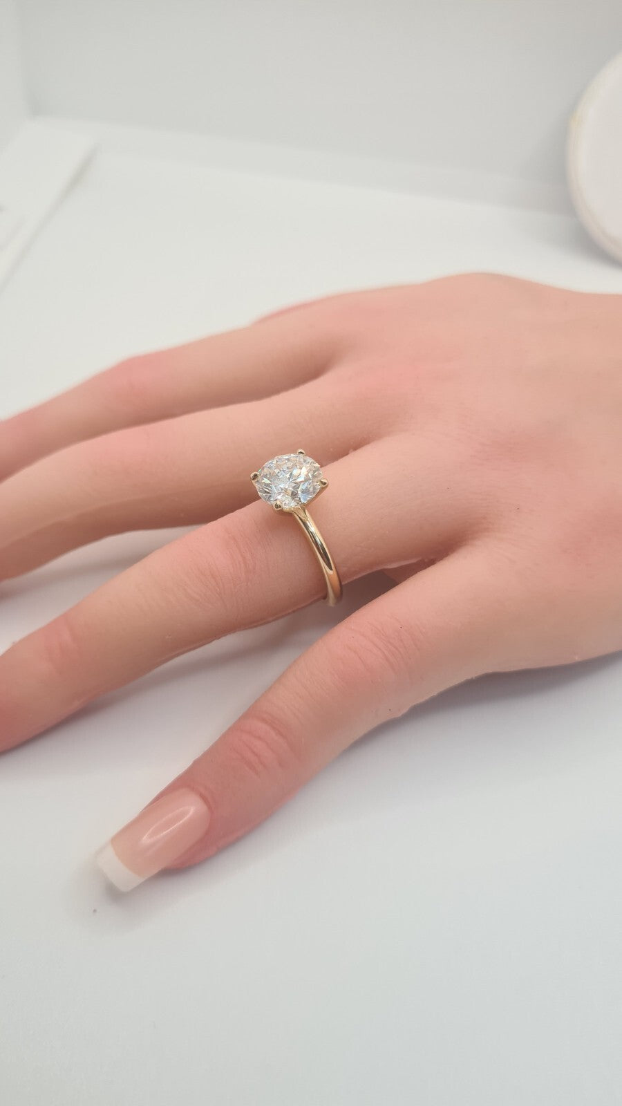 2.00 Ct D VS1 Round Solitaire Lab Grown Diamond Ring 14k Yellow IGI Certified