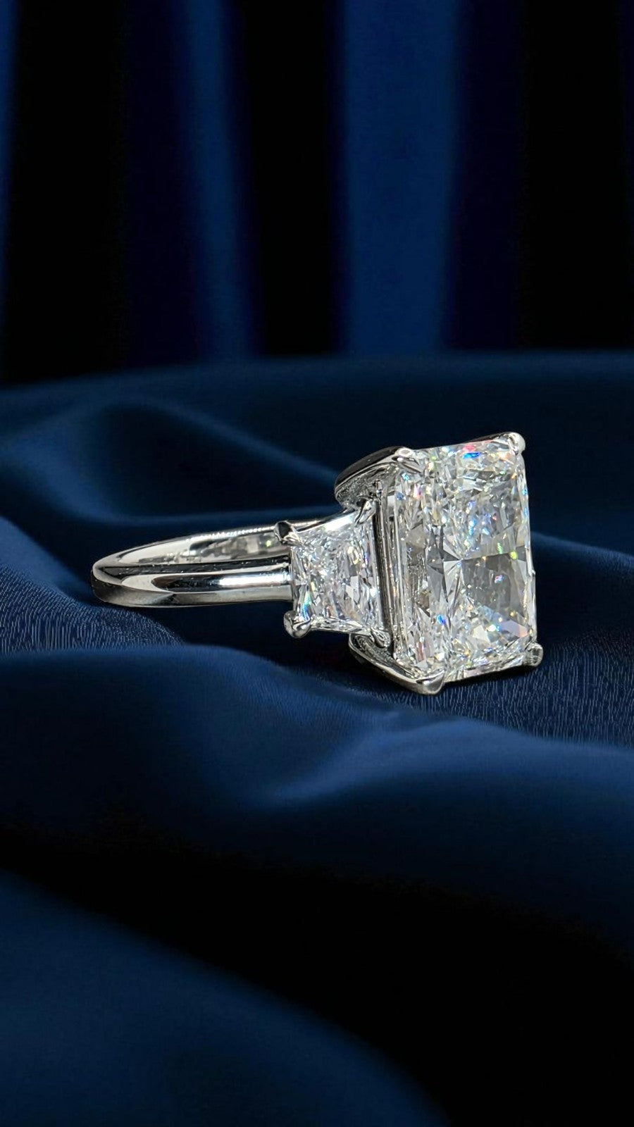 4.60 Carat D VS1 Platinum Radiant Cut Lab Grown Diamond Ring IGI Certified GIA