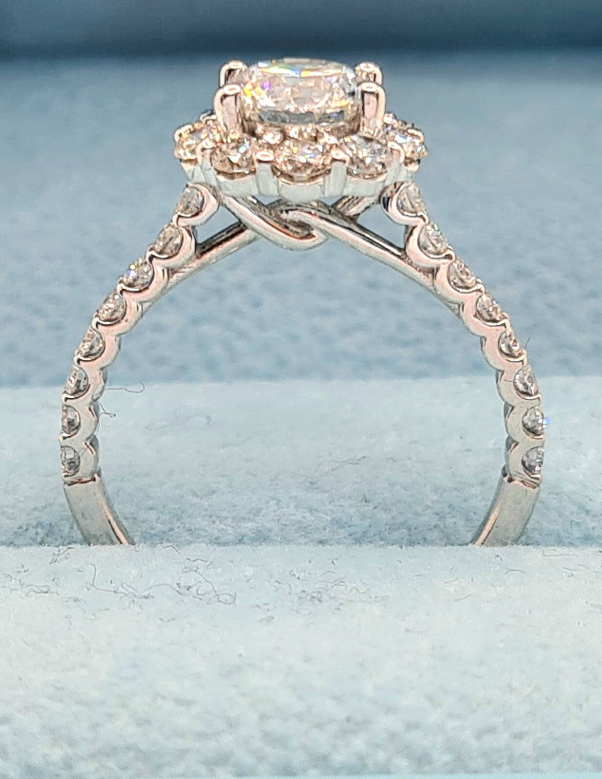 2.29 Ct D VS1 Lab Grown Round Cut Diamond Knot Engagement Ring 14k IGI Certified