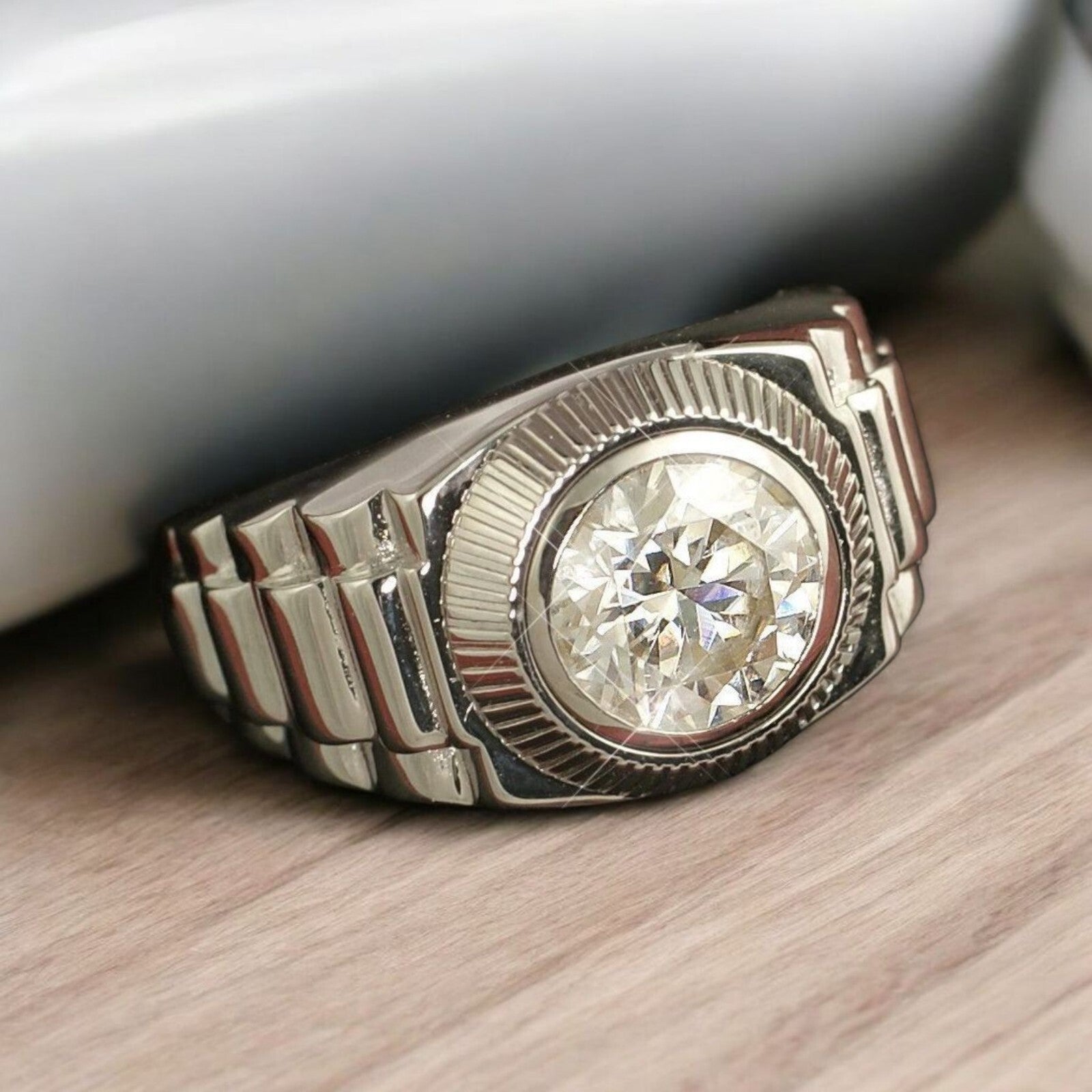 2.00 Ct D VS1 Lab Grown Round Diamond Men's Ring 14k Yellow Gold IGI Certified