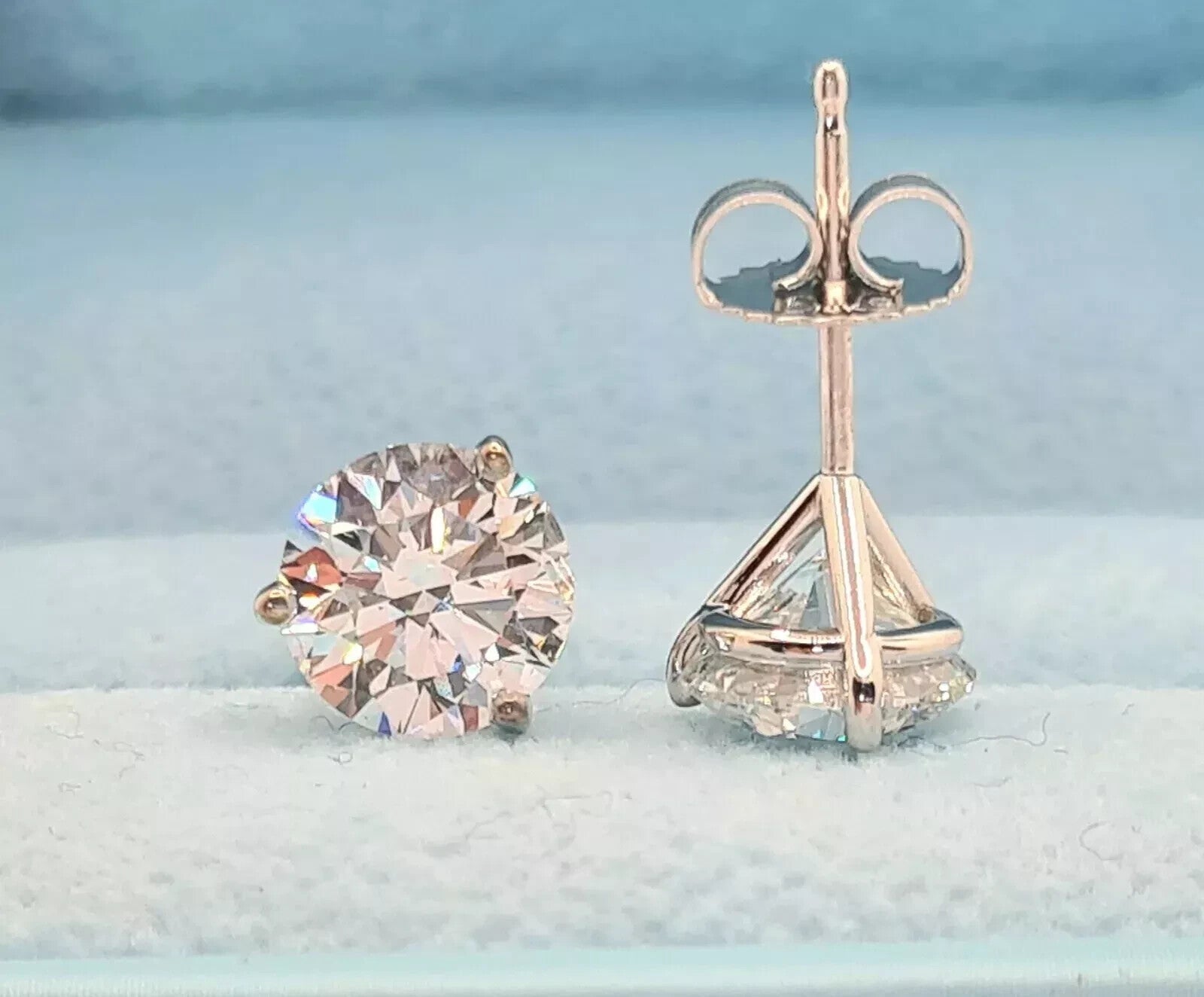 3.00 Ct E VS1 Lab Grown Diamond 4 Prong Martini 14k White IGI Certified Pushback