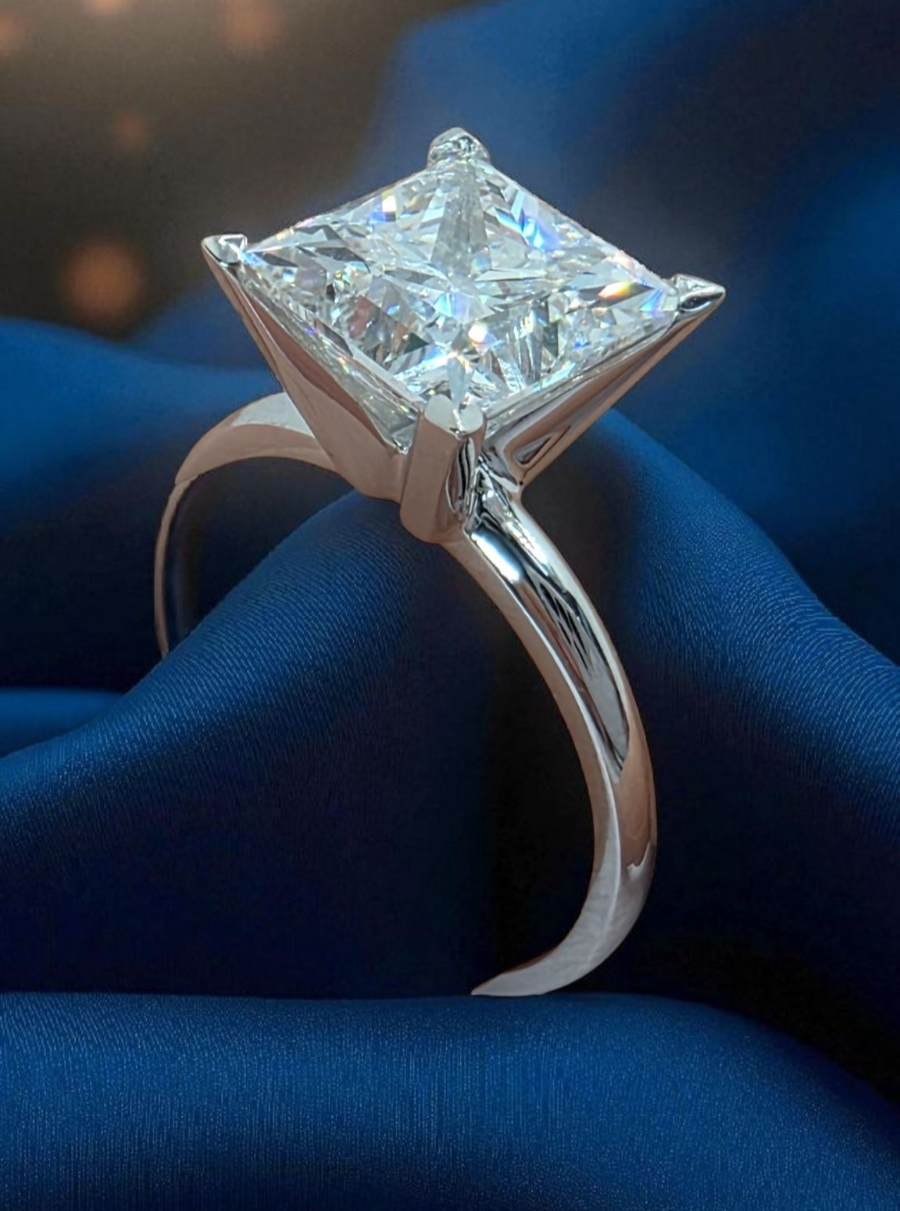 4.00 Ct E VVS2 Princess Cut Lab Grown Diamond Ring 14k Gold IGI Certified