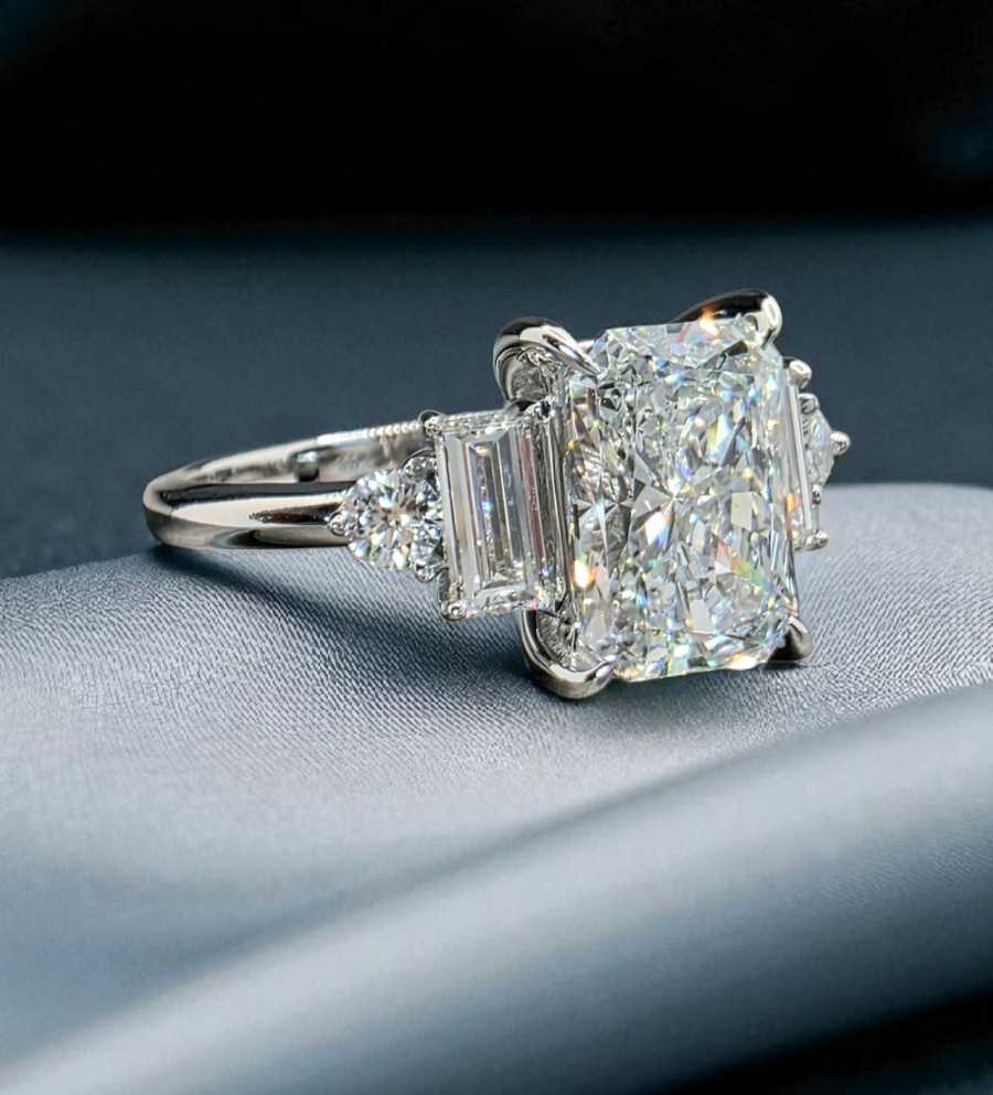 2.30 Ct Radiant D VS1 14k White Gold Lab Grown Diamond Ring IGI Certified