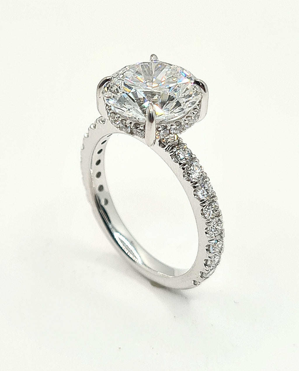3.61 Ct E VVS2 Round Lab Grown Platinum Diamond Engagement Ring IGI Certified