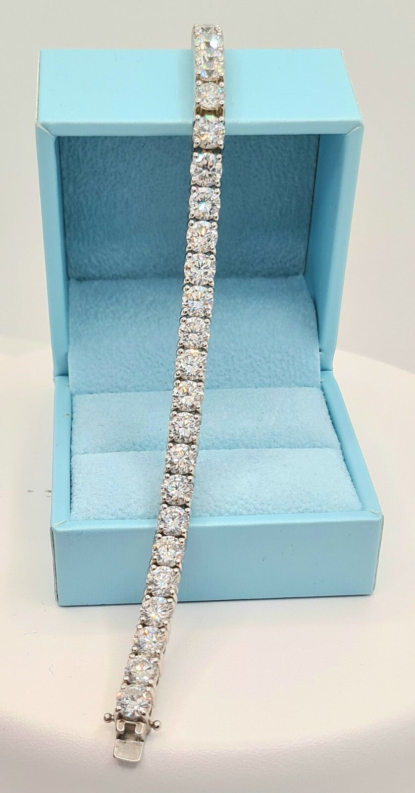 17.00 Ct TW Round Diamond 7" Tennis Bracelet 14k White Gold Lab Grown (EF/VS)