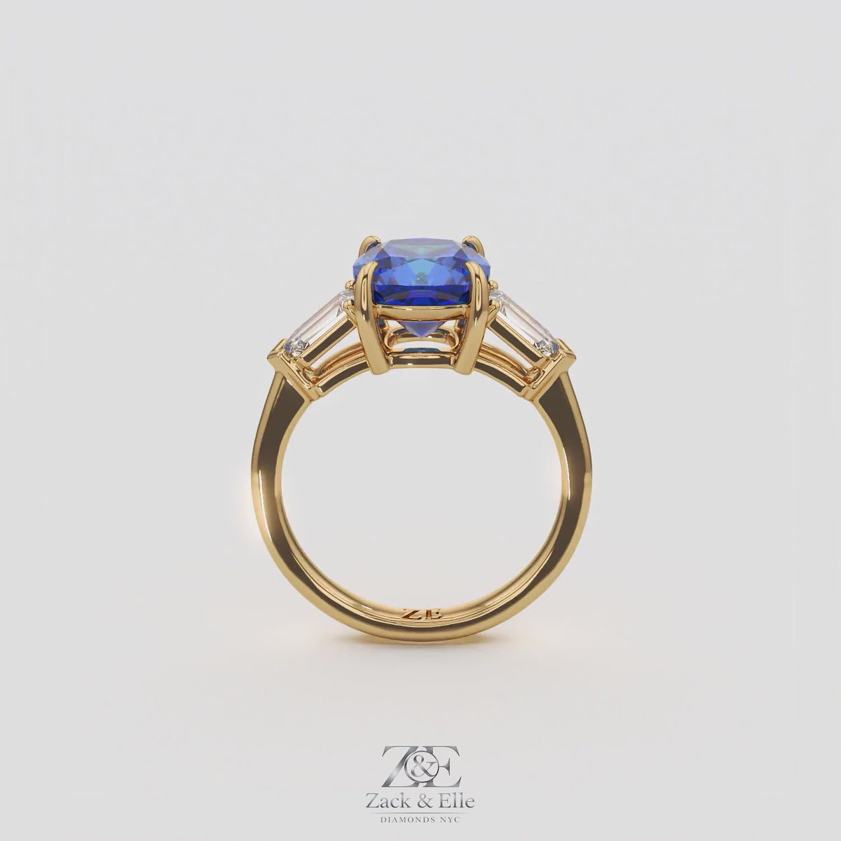 3.10 Ct Cushion Blue Sapphire and Diamond Ring, in yellow gold, 360 spin