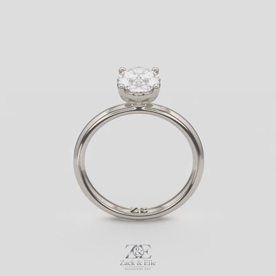 1.00 Ct E VS1 Oval Lab Grown Diamond Solitaire Ring, in white gold, 360 spin