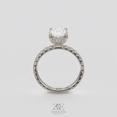 2.50 Ct D VS1 Oval Lab-Grown Diamond Halo Ring with Round Accents, in white gold, 360 spin