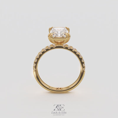 3.30 Ct D VS1 Radiant Lab-Grown Diamond Ring with Round Accents, in yellow gold, 360 spin