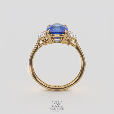 4.00 Ct Cushion Blue Sapphire and Diamond Three Stone Ring, in yellow gold, 360 spin