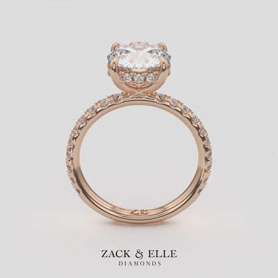 2.52 Ct D VS1 Round Brilliant Halo Diamond Ring, in white gold, 360 spin