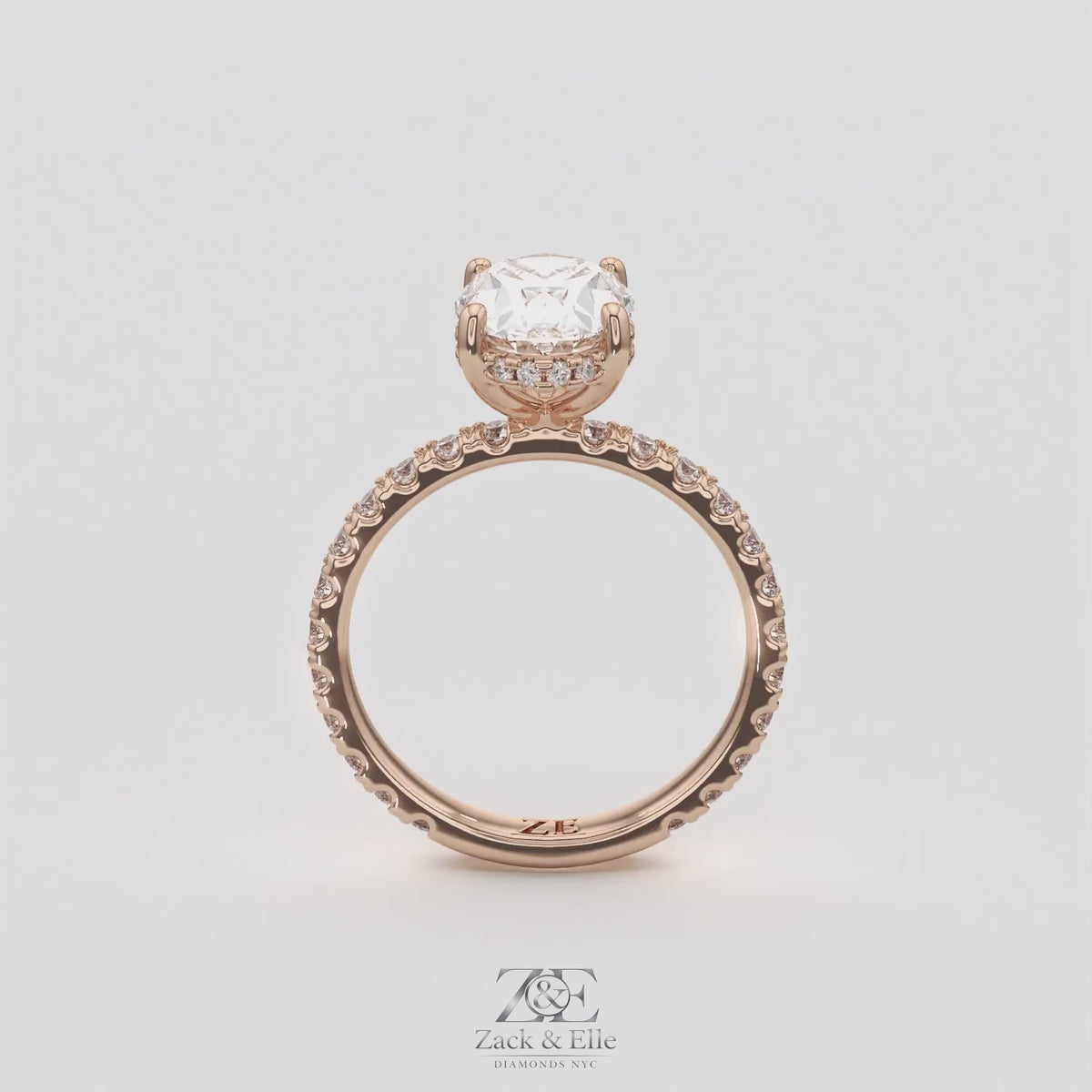2.50 Ct D VS1 Oval Lab-Grown Diamond Halo Ring with Round Accents, in rose gold, 360 spin