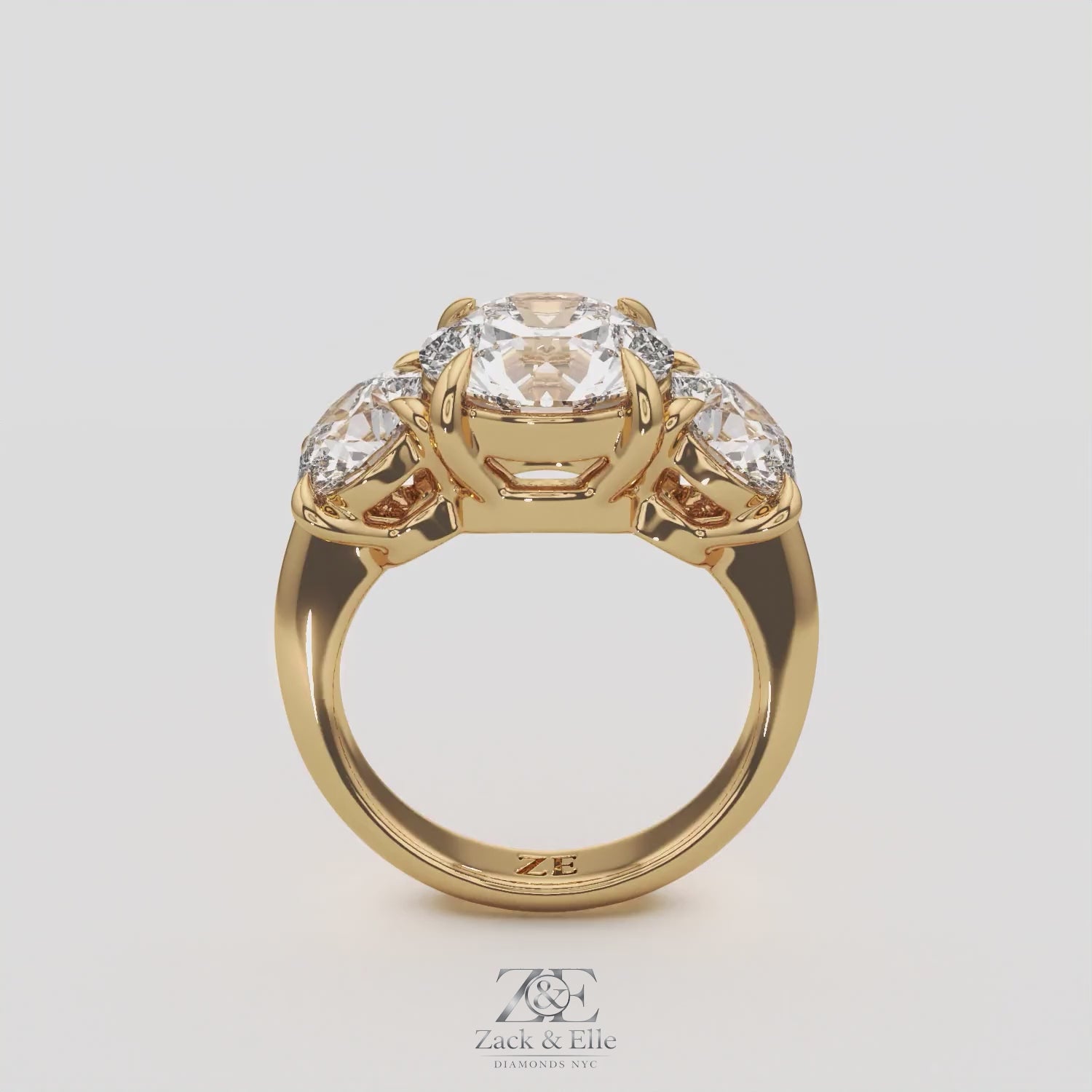 5.00 Ct E VS1 Round Diamond Three Stone Ring, in white gold, 360 spin