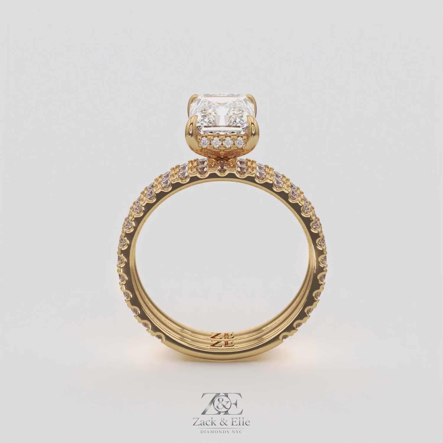 3.00 Ct E VS1 Radiant Diamond Halo Engagement Ring with Matching Band, in yellow gold, 360 spin