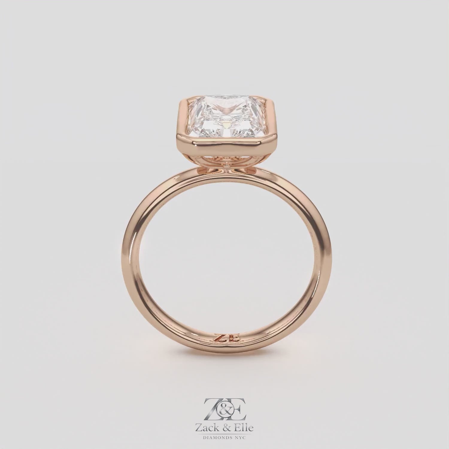 3.00 Ct E VS1 Radiant Cut Solitaire Diamond Ring, in white gold, 360 spin