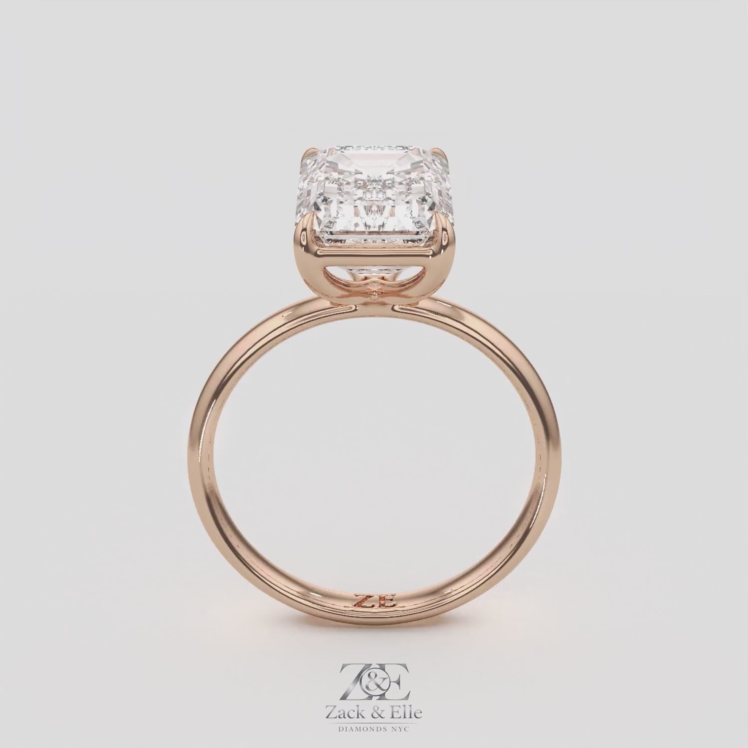 5.00 Ct E VS1 Emerald Cut Lab-Grown Diamond Solitaire Ring, in white gold, 360 spin