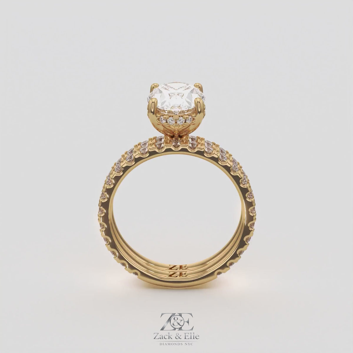 3.00 Ct D VS1 Oval Lab-Grown Diamond Engagement Ring with Matching Band, in yellow gold, 360 spin
