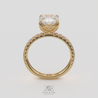 2.35 Ct E Color VS1 Cushion Diamond Pavé Ring, in white gold, 360 spin