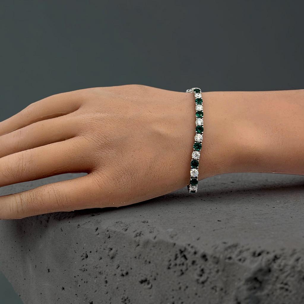11.00 CTW D VS Round Lab-Grown Diamond and Emerald Alternating Tennis Bracelet, in white gold, on hand